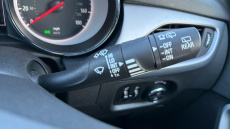 Vauxhall Astra 1.4i 16V Design 5dr Petrol Hatchback